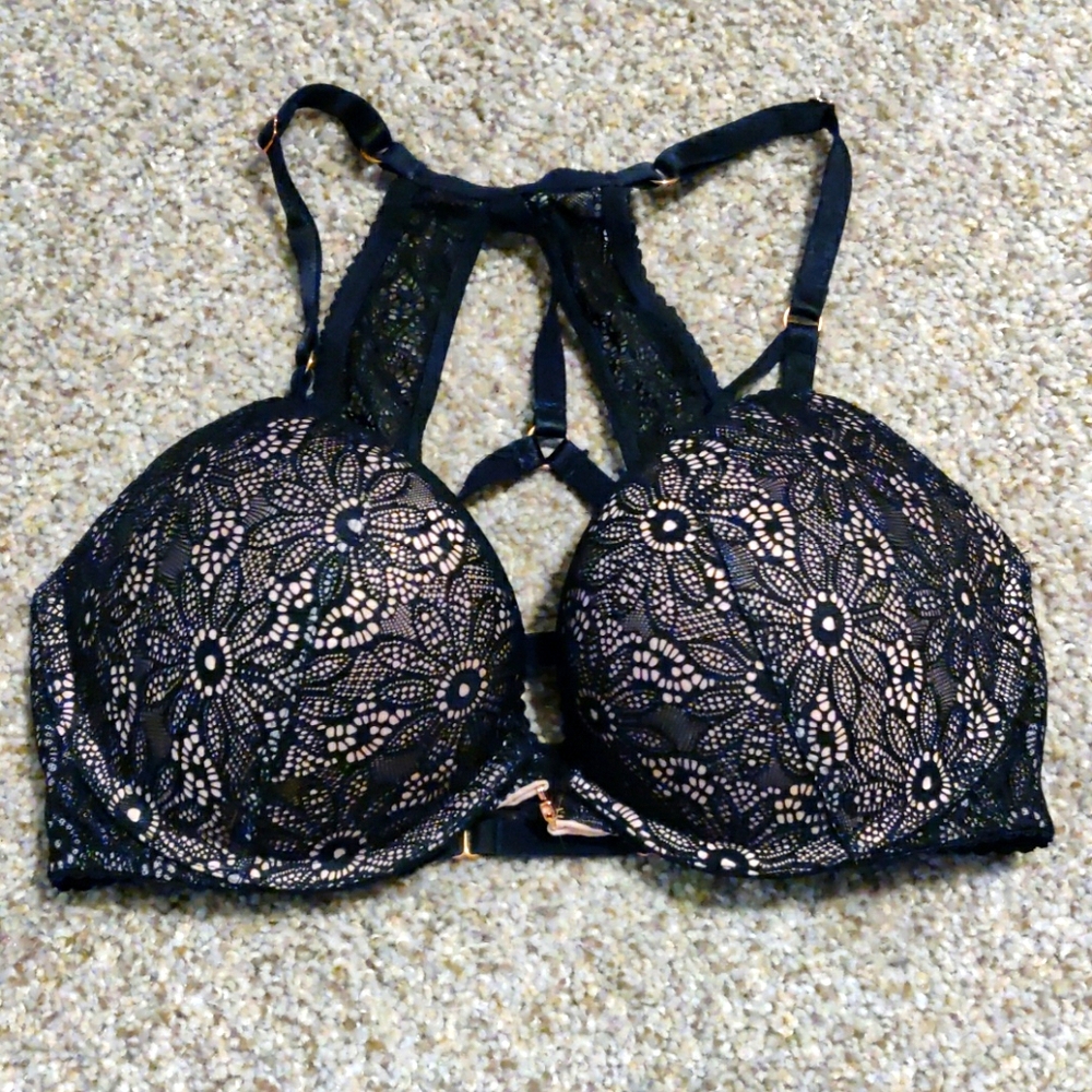 Victoria's Secret Very Sexy Push-up bra